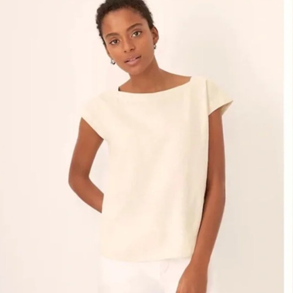 NWT 🌹 Linen Blend Boatneck Shirttail Top Size XS